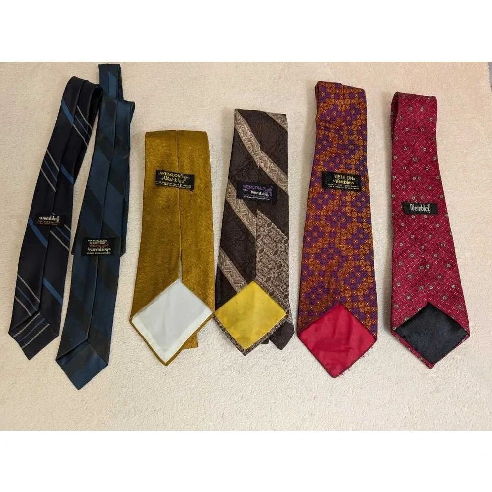 Wembley Lot of 6 Vintage Ties - Stripes Geometric Patterns - Mens‎ Neckwear